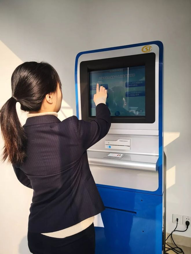 新乡24小时套医保卡回收(24小时套医保卡回收什么意思)